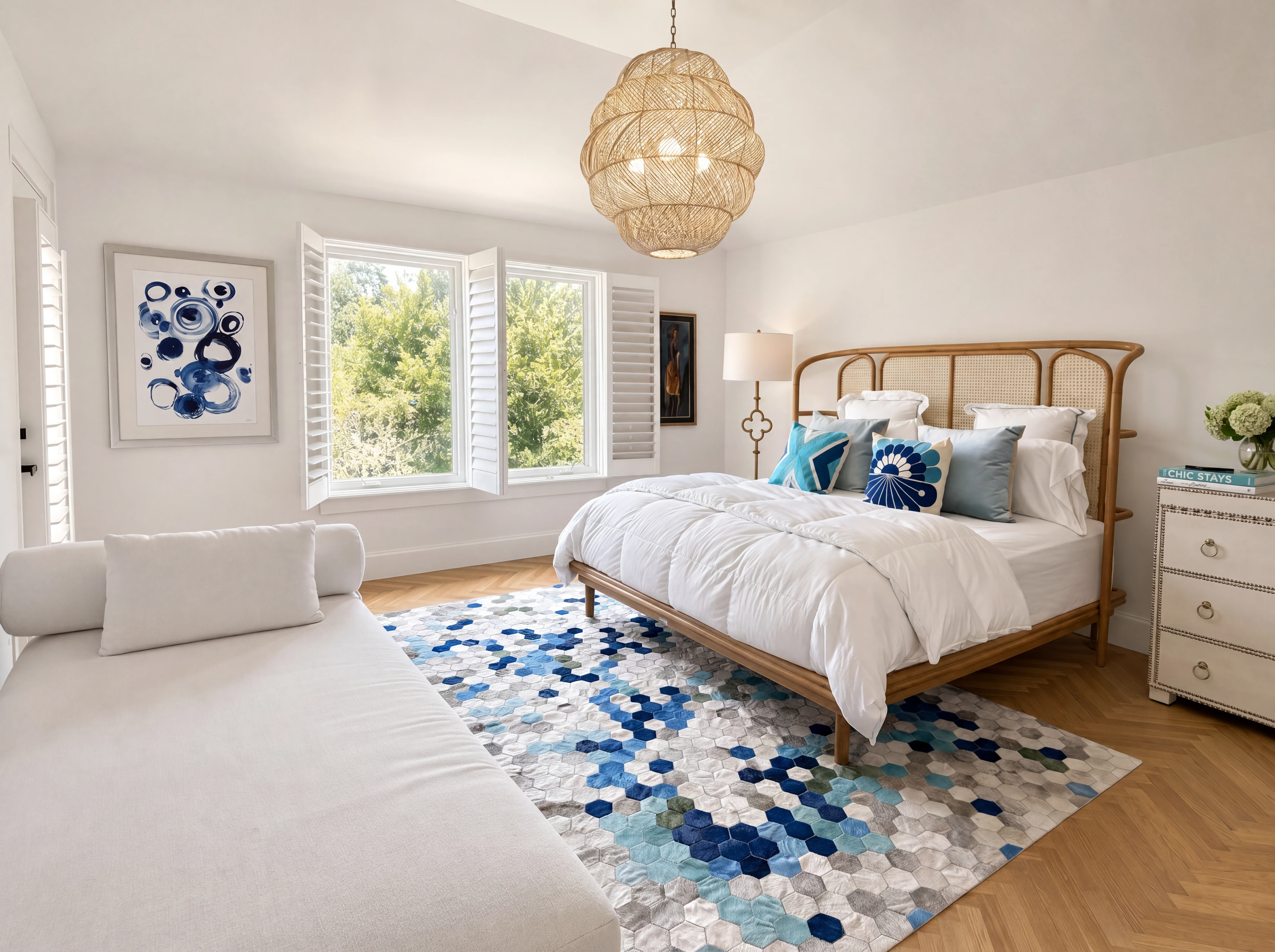 Upstairs guest bedroom
